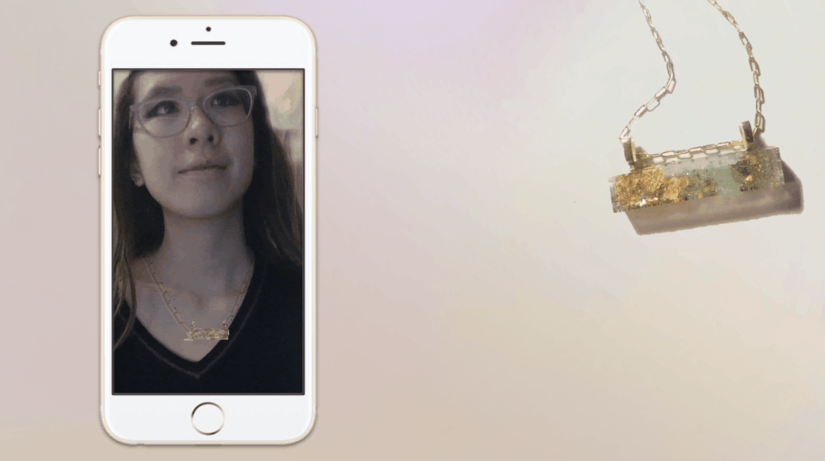 ACCESSORY MODELS FOR AR/VR